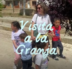 VISITA A UNA GRANJA DE CERDITOS